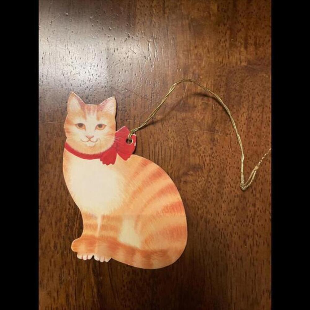 HMK CDS Yellow Cat Christmas Paper Ornament 5”x3.25”